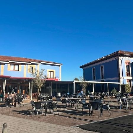 Hotel Villa Maria Revilla De Camargo Екстер'єр фото