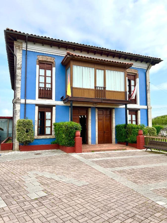 Hotel Villa Maria Revilla De Camargo Екстер'єр фото