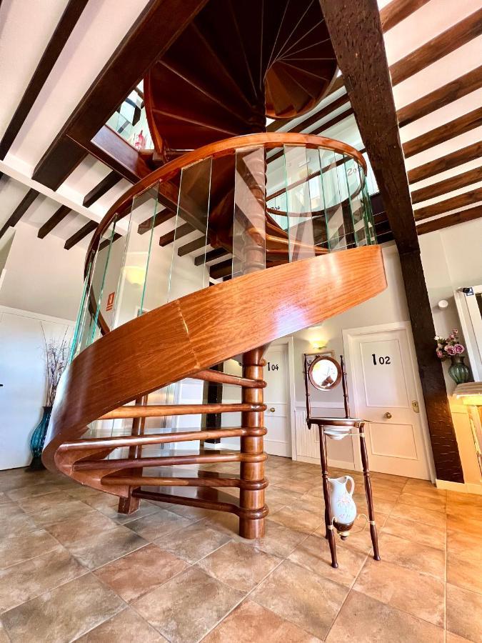 Hotel Villa Maria Revilla De Camargo Екстер'єр фото