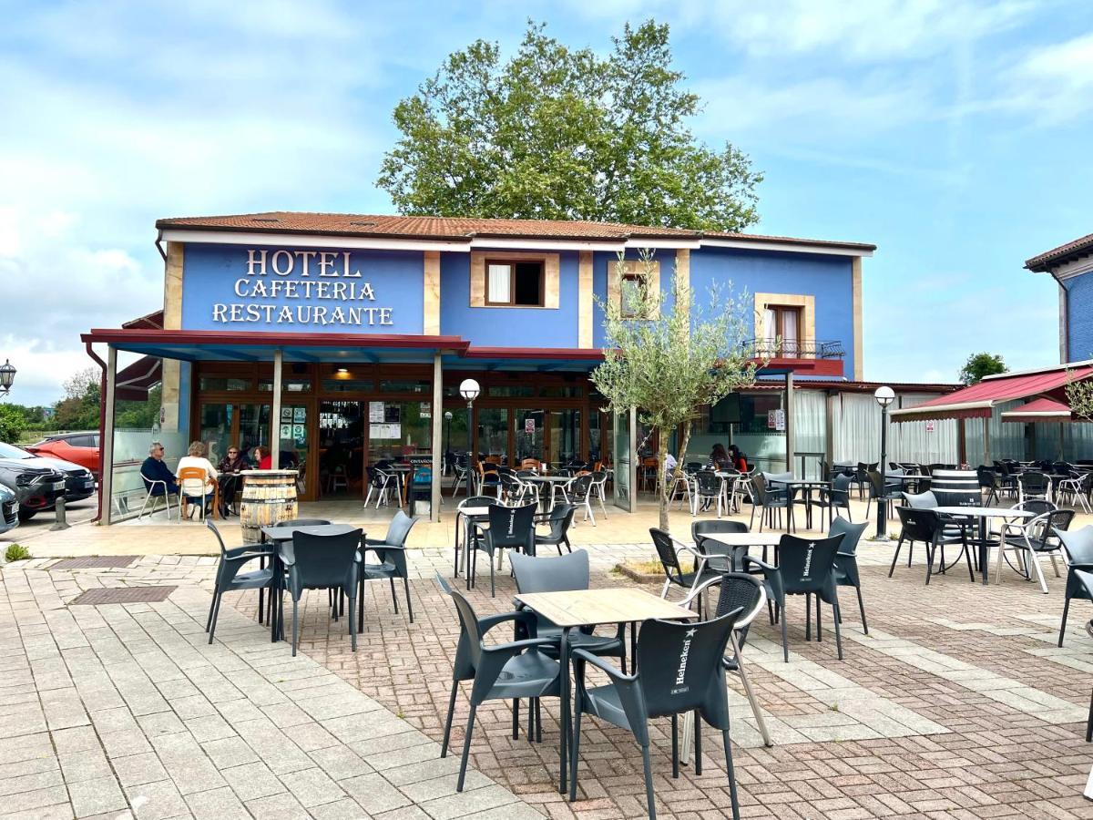 Hotel Villa Maria Revilla De Camargo Екстер'єр фото